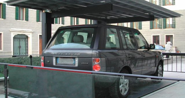 Hydraulic Passenger Lifts